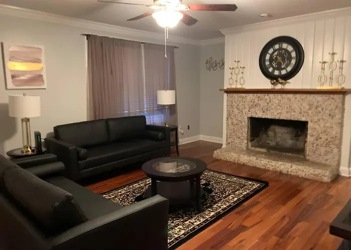 Entire Home! Waterfront And Trail-Backing!