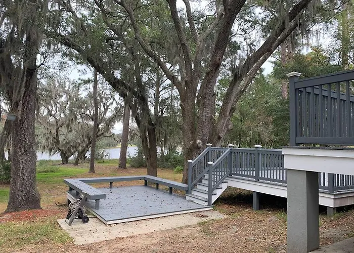 Entire Home! Waterfront And Trail-Backing!